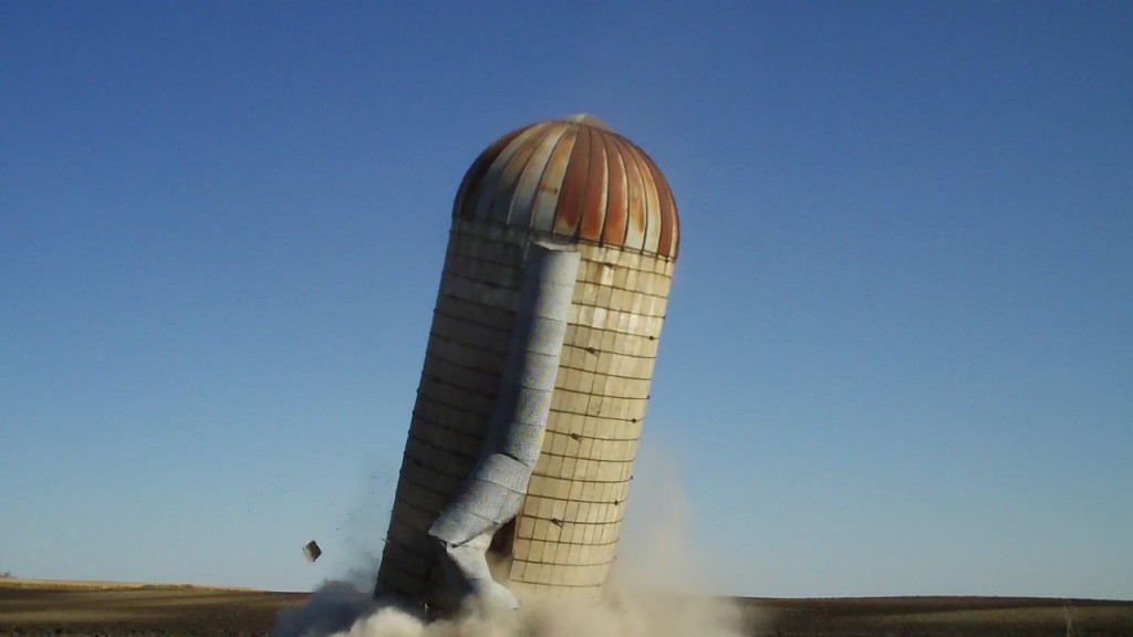 silo9 Down she goes